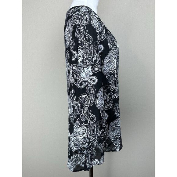 Floral & Ivy Black & White Blouse Sz 1X Paisley Print Button Up V-Neck - Picture 5 of 14
